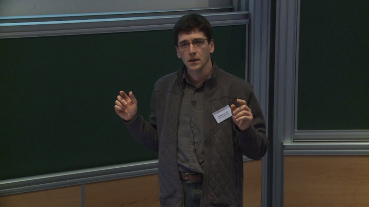 The dynamics of gene expression in vertebrate embryogenesis at single cell resolution