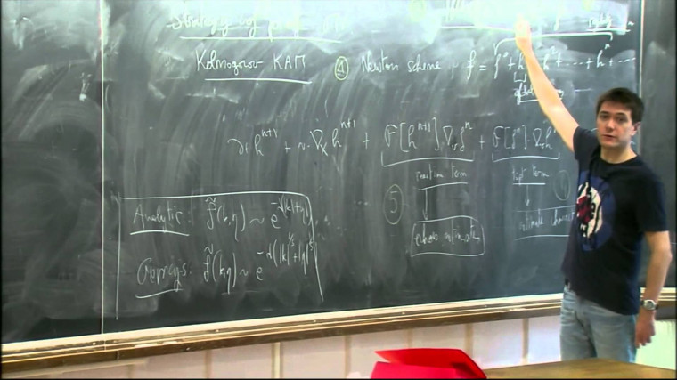 Mathematical results about kinetic theory of self-gravitating systems (4)