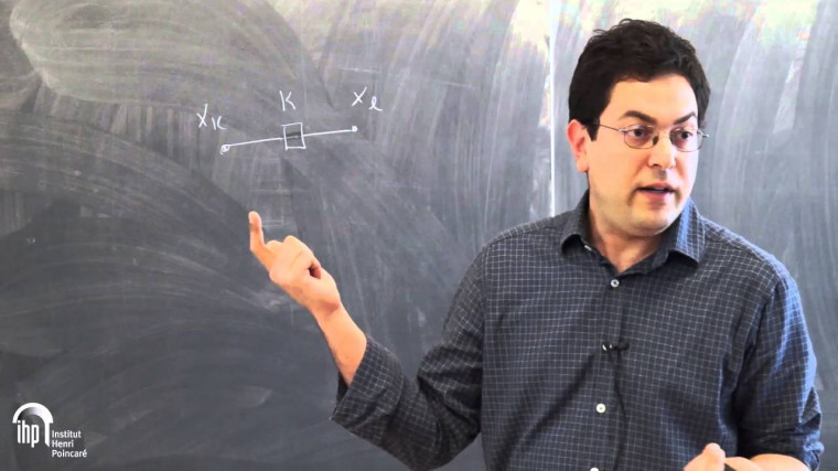 Efficient Monte Carlo Methods for the Potts Model at Low Temperature