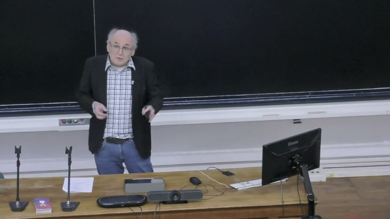 Émergence cosmique des disques galactiques : l’ordre à partir du chaos