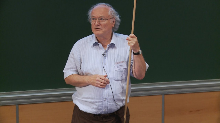 Carroll Symmetry, Gravitational Memory and Soft Gravitons