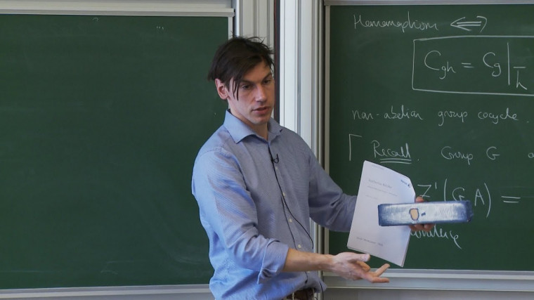 3/4 Mixed Modular Motives and Modular Forms for SL_2 (\Z)