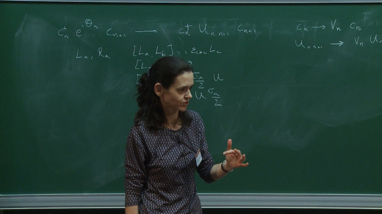 Tensor network applications to (1+1)d gauge theories