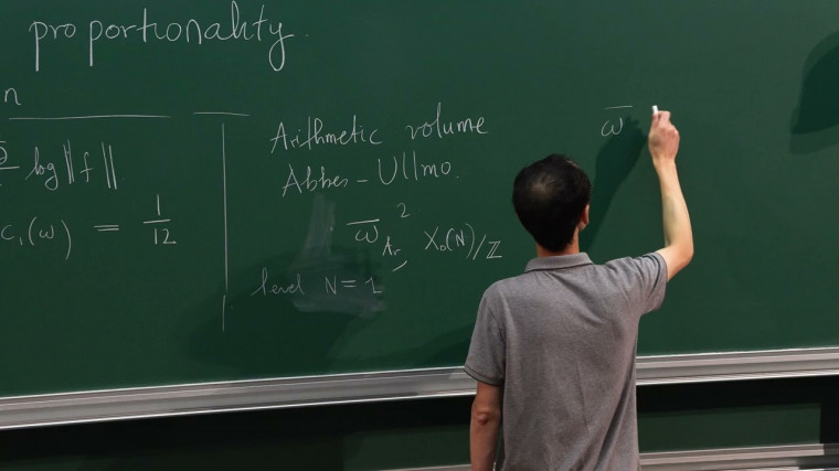 Proportionality and the arithmetic volumes of Shimura varieties and the moduli of Shtukas