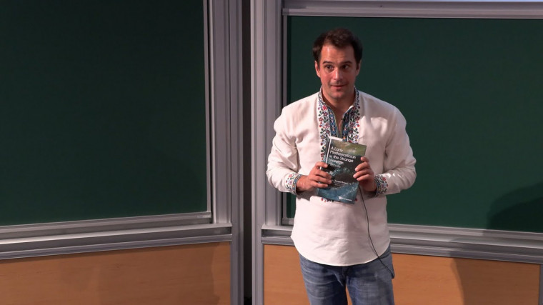 On the Canonical Geometric Structure of Initial Data for the Einstein Equations