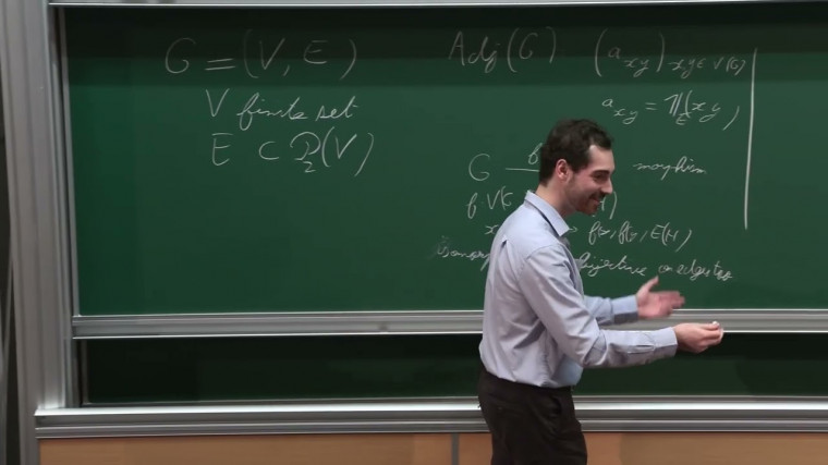 Quantum Automorphism Groups of Some Classes of Graphs