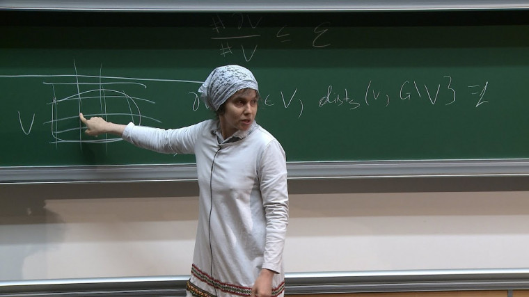 1/2 Growth and Isoperimetric Inequalities in Groups