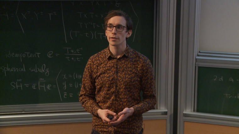 Equivariant factorization homology and quantum groups