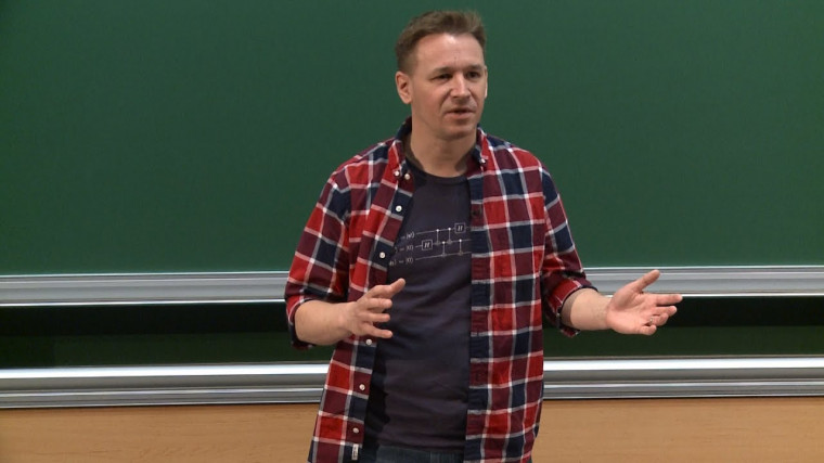 Resurgence, Topology and Modularity