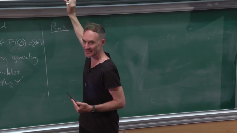 The Pro-cdh Topology