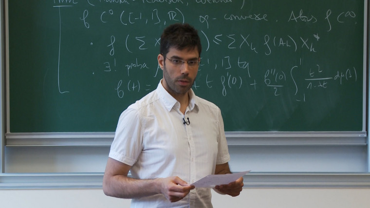 3/4 Mesures de Gibbs non linéaires et leur dérivation à partir de la mécanique quantique