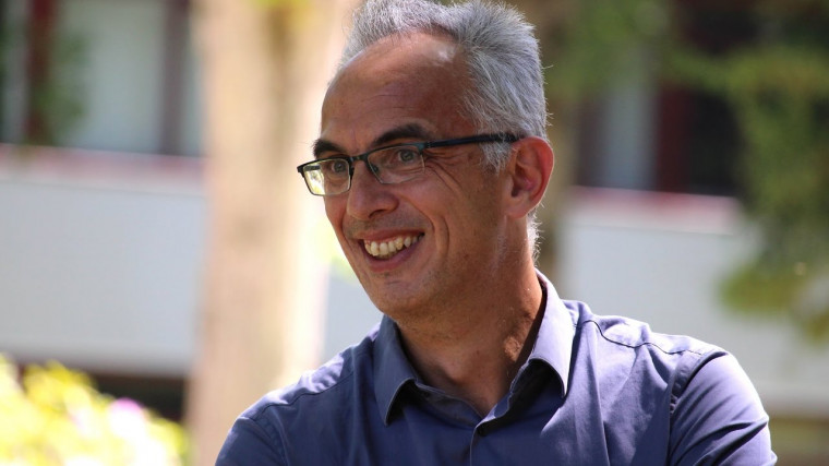 Flows on Abelian Varieties and Shimura Varieties