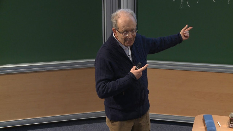 Fokker-Planck Operators and the Center of the Enveloping Algebra