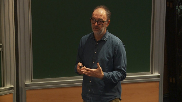 Typical properties of efficient representations of high dimensional data