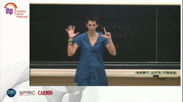 D'une caractéristique à l'autre : arithmétique de la réduction modulo p