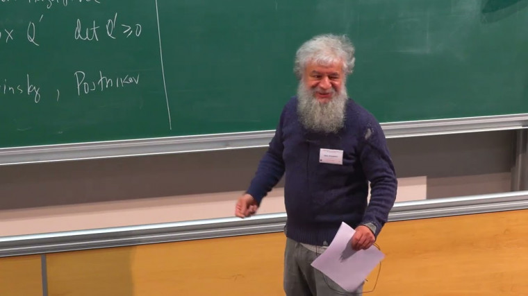 On Universal Quadratic Inequalities for Minors of TNN Matrices