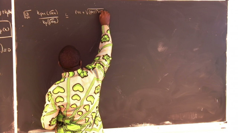 Lois gaussiennes inverses généralisées et méthode de Stein (part 3/3)