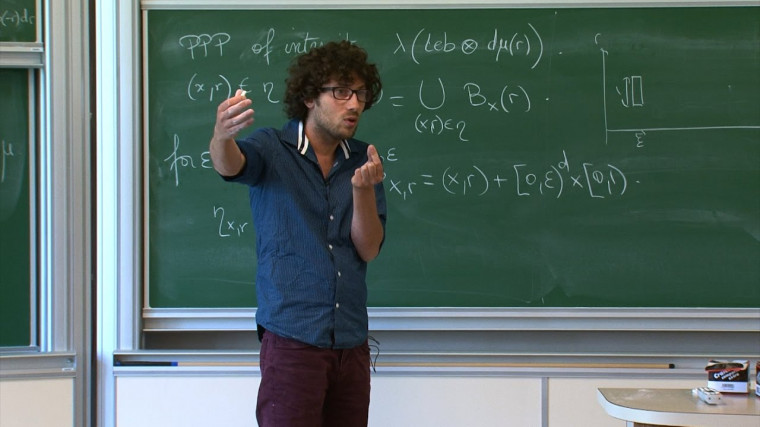 4/4 Sharp threshold phenomena in Statistical Physics