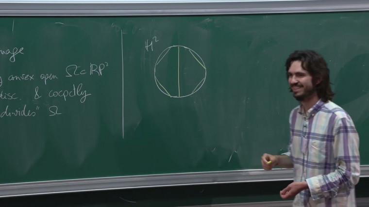 Divisible Convex Sets with Properly Embedded Cones
