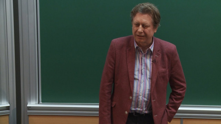 Perfectoid Cohen-Macaulay rings and homological aspects of commutative algebra in mixed characteristic