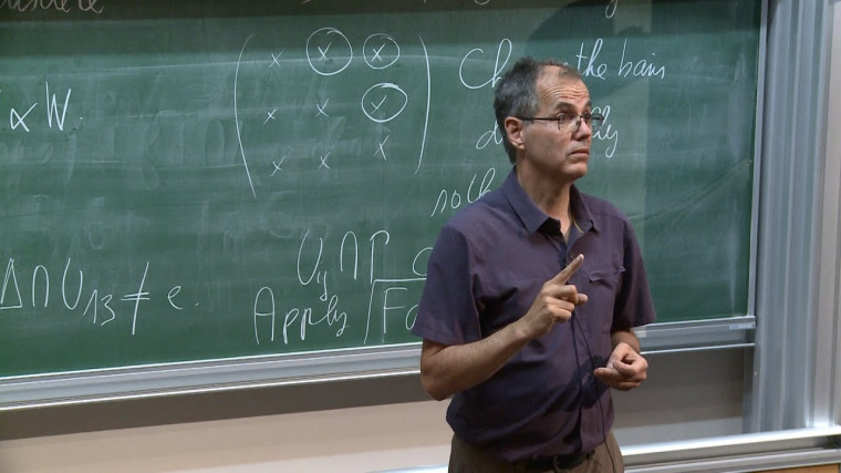 4/4 Arithmeticity of Discrete Groups