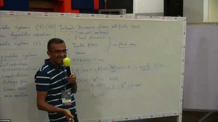 Hyperbolic Systems to Describe Flows (1/4)