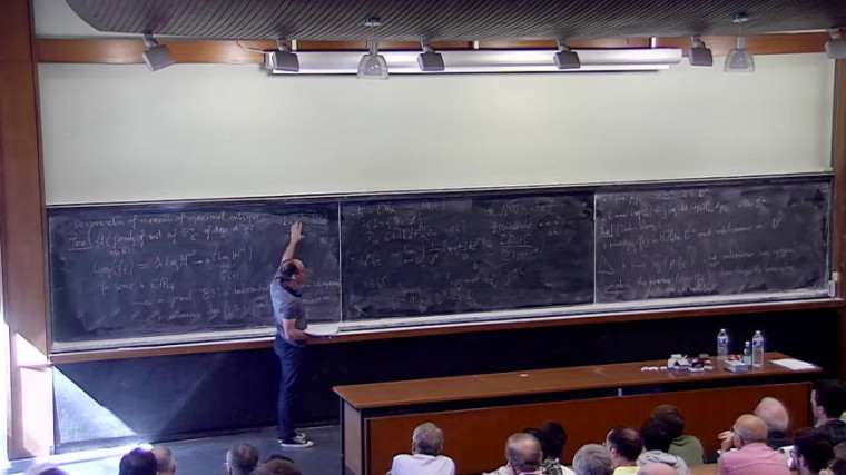 Degeneration of measures of maximal entropy