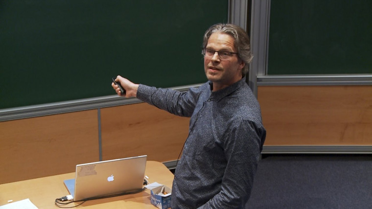 Hypercube percolation